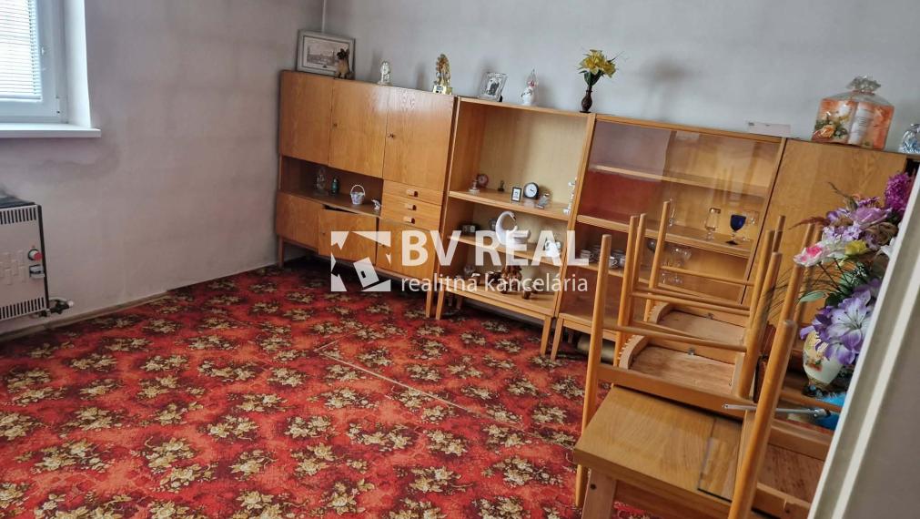 BV REAL Na predaj rodinný dom Prievidza FM2417