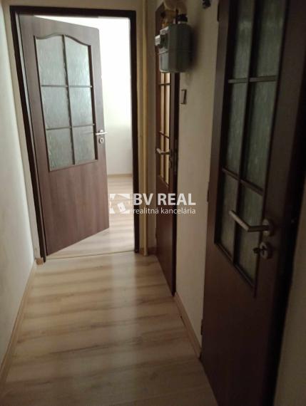BV REAL Na prenájom 1 izbový byt Prievidza FM2243