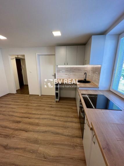 BV REAL Na predaj 2 izbový byt Handlová FM2240