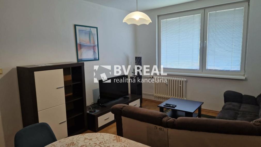 BV REAL Na prenájom zariadený 2 izbový byt Prievidza FM2472