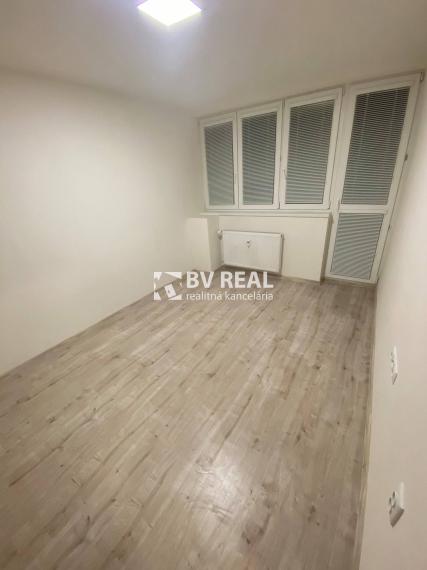 BV REAL Na predaj 2 izbový byt Handlová FM2474