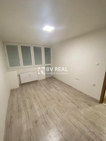 BV REAL Na predaj 2 izbový byt Handlová FM2474