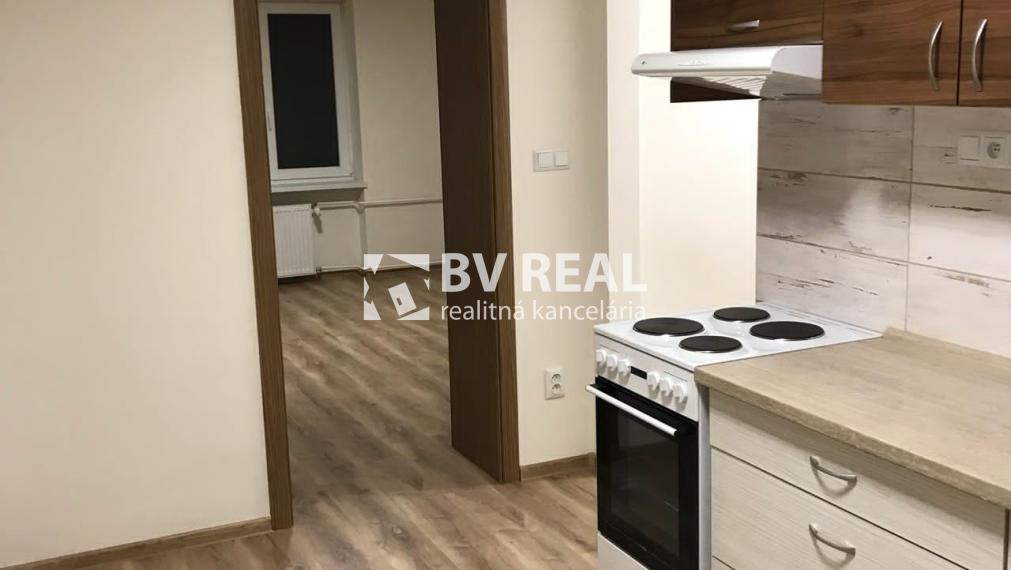 BV REAL Na predaj zre2 izbový byt Handlová FM2488
