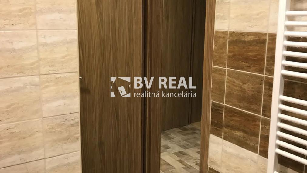 BV REAL Na predaj zre2 izbový byt Handlová FM2488