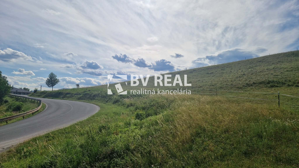 BV REAL Na predaj pozemok obec Šútovce FM2491