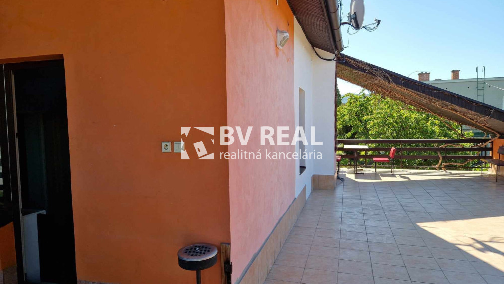 BV REAL Na prenájom 2 izbový byt s terasou Prievidza FM2086