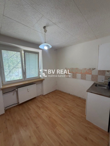 BV REAL Na predaj 1 izbový byt mesto Nováky FM2498