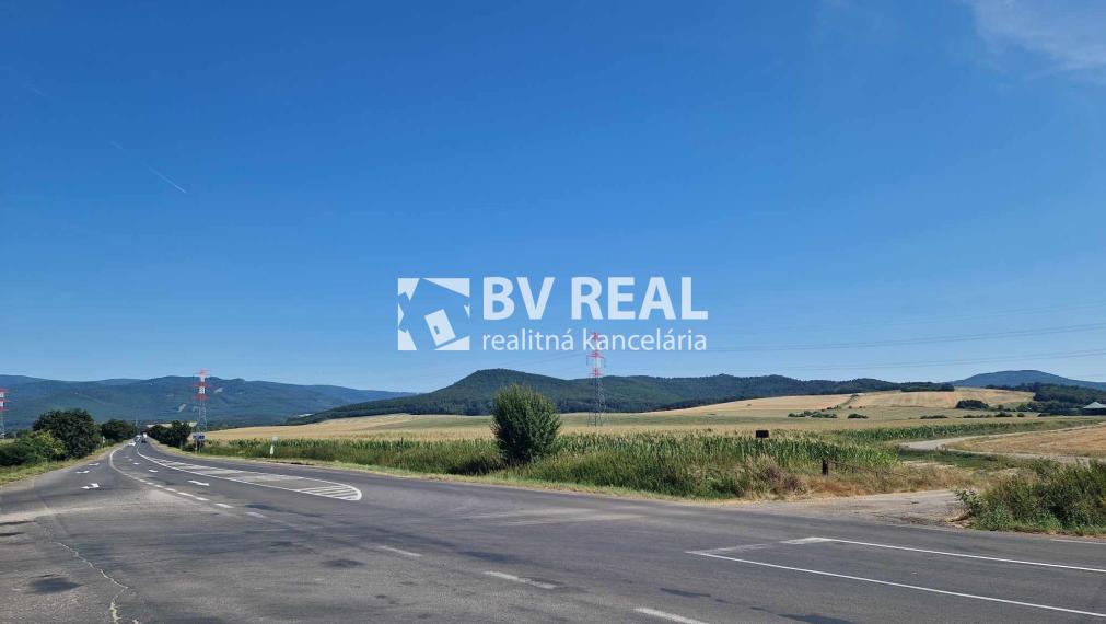 BV REAL Na predaj investičný pozemok obec Veľké Uherce FM2499