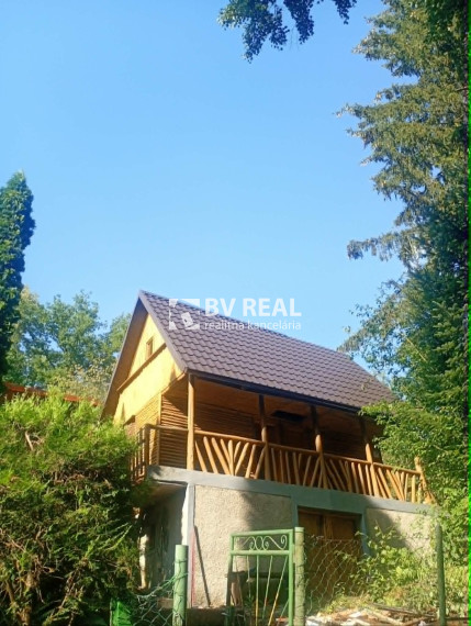 BV REAL Na predaj chata so záhradou Handlová FM2465