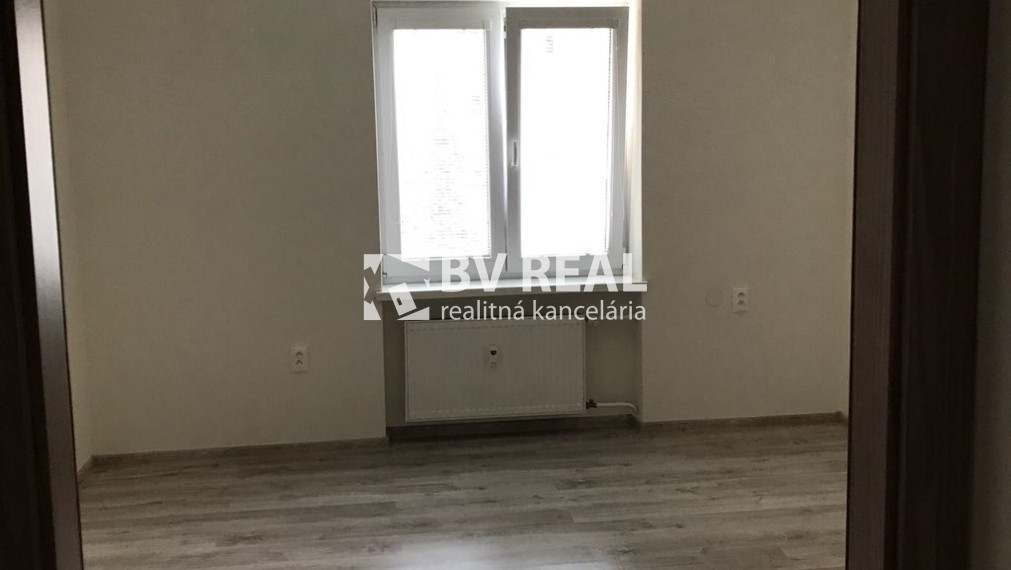 BV REAL Na predaj 2 izbový byt Handlová FM2410