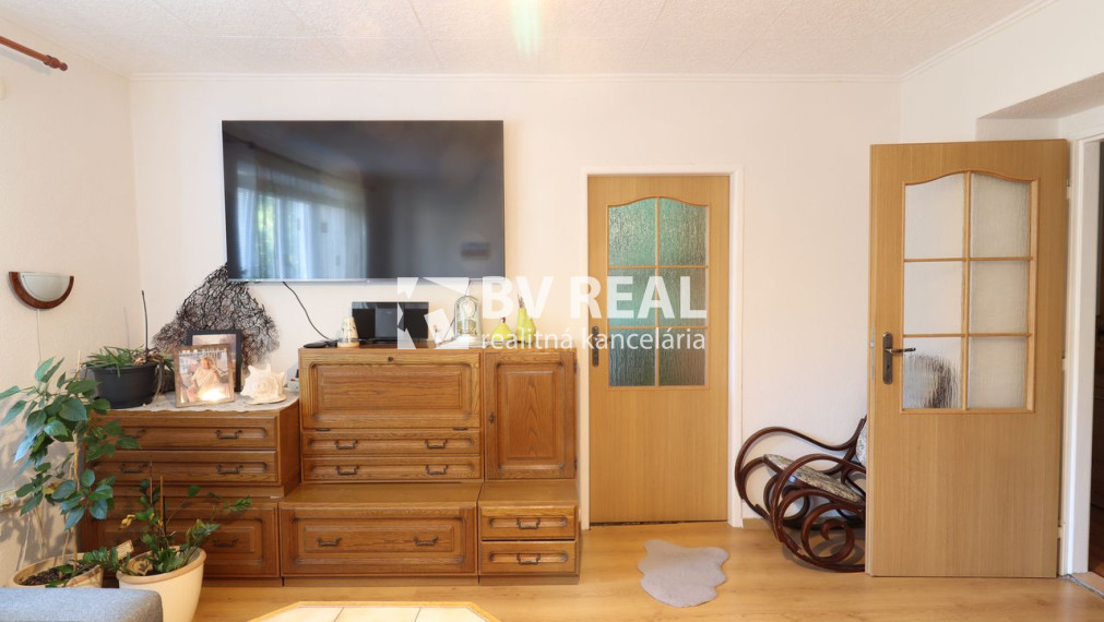 BV REAL na predaj 3 izbový byt 75 m2 Prievidza BV6006