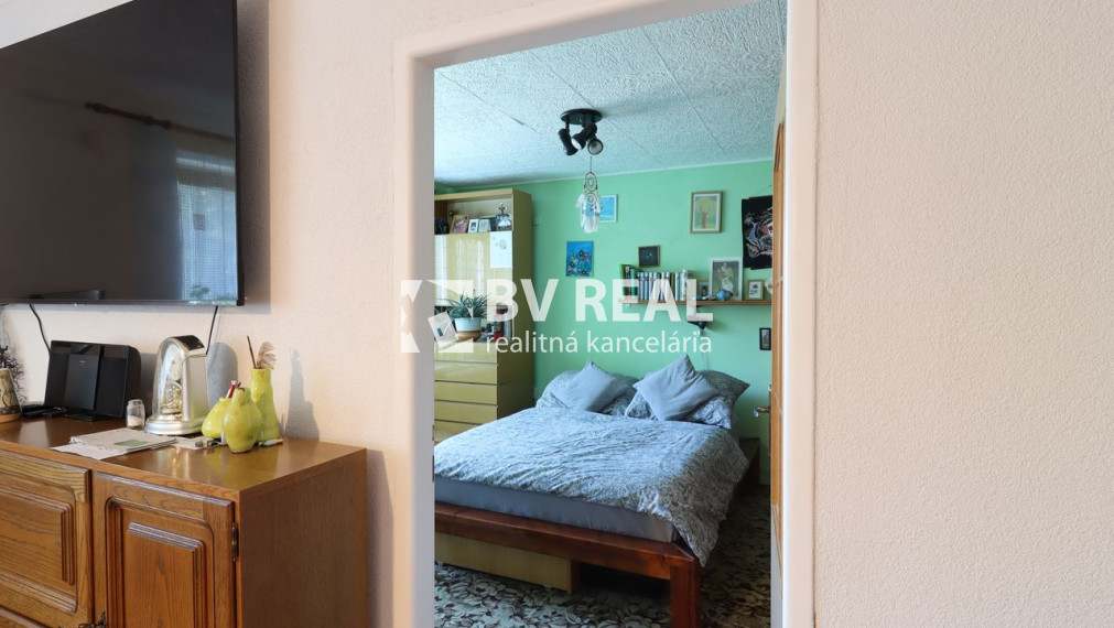 BV REAL na predaj 3 izbový byt 75 m2 Prievidza BV6006