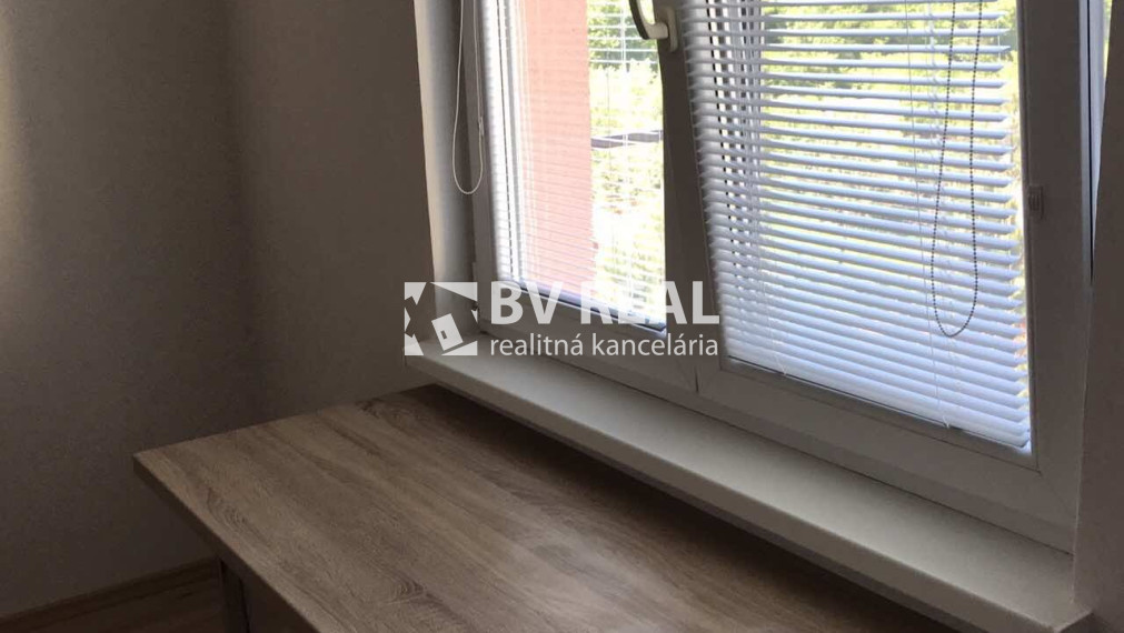BV REAL Na predaj 2 izbový byt Handlová FM2403