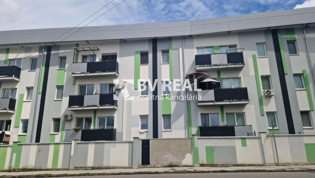 BV REAL Na predaj 2 izbový byt Bánovce nad Bebravou FM2512