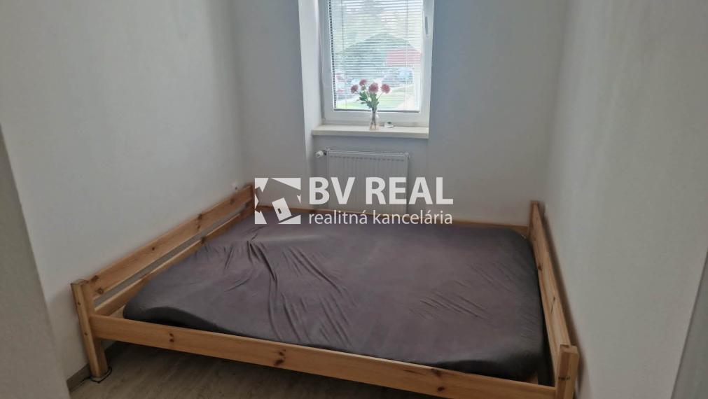 BV REAL Na predaj 2 izbový byt Bánovce nad Bebravou FM2512
