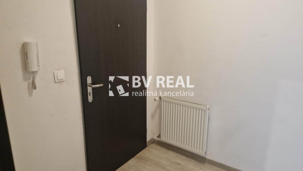BV REAL Na predaj 2 izbový byt Bánovce nad Bebravou FM2512