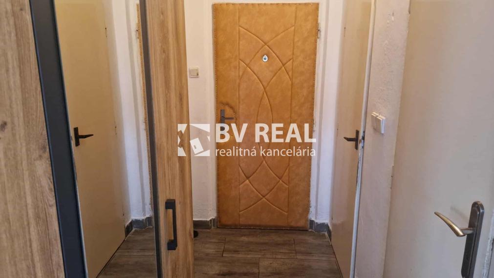 BV REAL Na predaj 3 izbový byt Prievidza FM2325