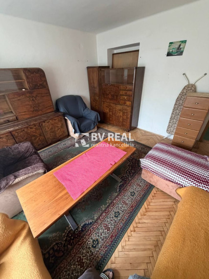 BV REAL Na predaj 2 izbový byt Prievidza FM2448