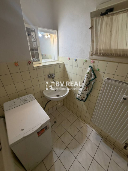 BV REAL Na predaj 2 izbový byt Prievidza FM2448