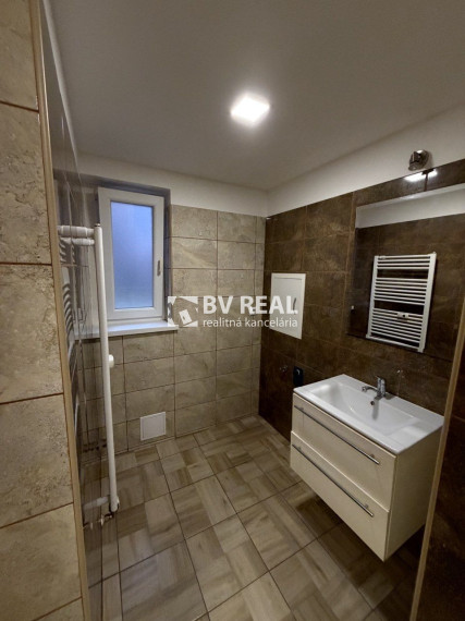 BV REAL Na predaj 2 izbový byt Handlová FM2459