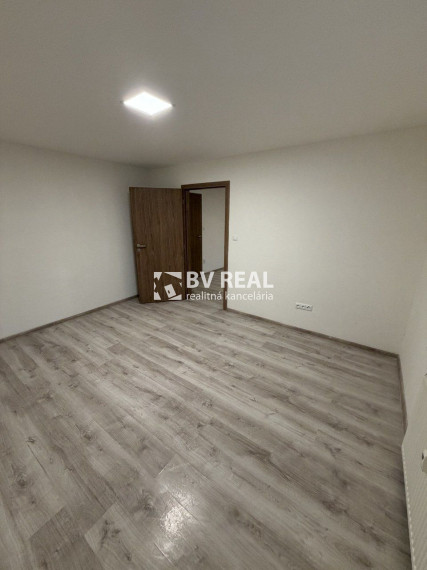 BV REAL Na predaj 2 izbový byt Handlová FM2459