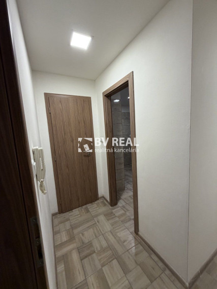 BV REAL Na predaj 2 izbový byt Handlová FM2459