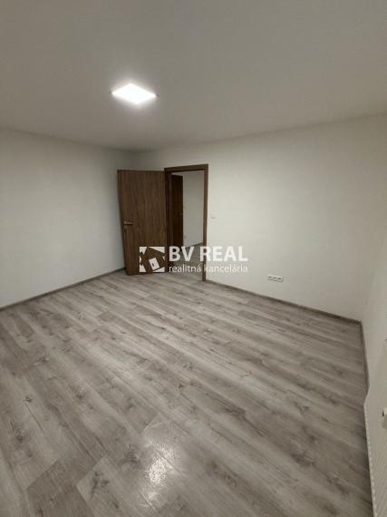 BV REAL Na prenájom 2 izbový byt s odkupom na splátky FM2458