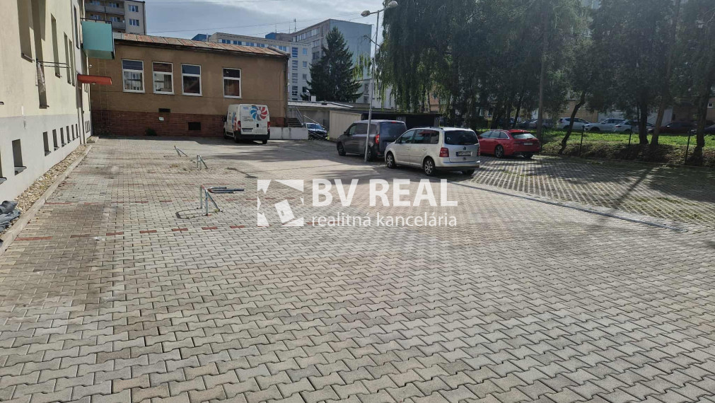 BV REAL Na predaj parkovacie miesto 10 m2 Prievidza FM2514