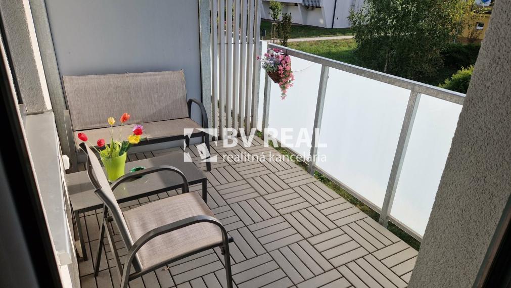 BV REAL Na predaj 3 izbový byt 86 m2+dvojgaráž Nováky FM2520