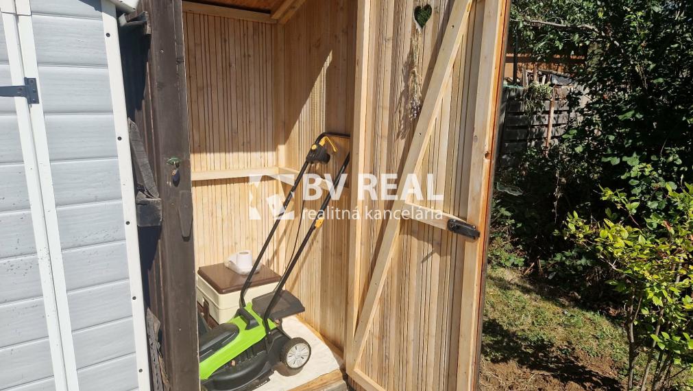 BV REAL Na predaj záhradná chata a záhrada Prievidza FM2522