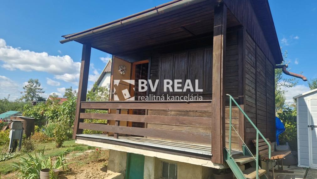BV REAL Na predaj záhradná chata a záhrada Prievidza FM2522