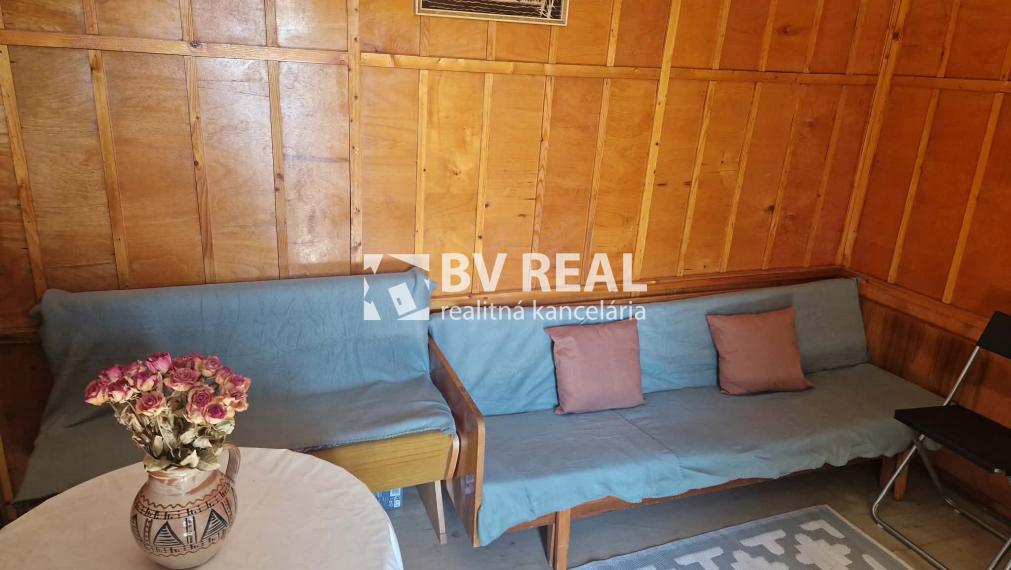 BV REAL Na predaj záhradná chata a záhrada Prievidza FM2522