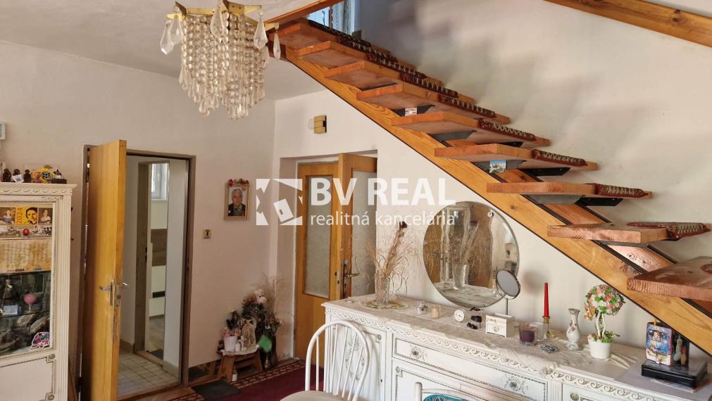 BV REAL Na prenájom rodinný dom Prievidza FM2523