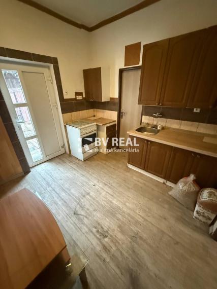 BV REAL na predaj rodinný dom mesto Handlová FM2450