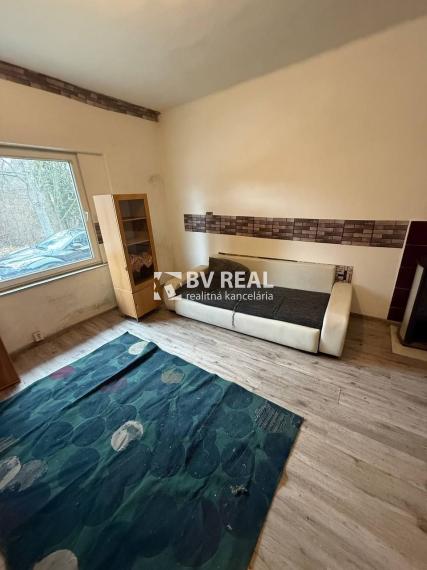 BV REAL na predaj rodinný dom mesto Handlová FM2450