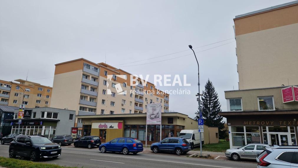 BV REAL Na prenájom lukratívny obchodný priestor Prievidza FM2365