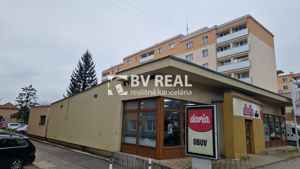 BV REAL Na prenájom lukratívny obchodný priestor Prievidza FM2365