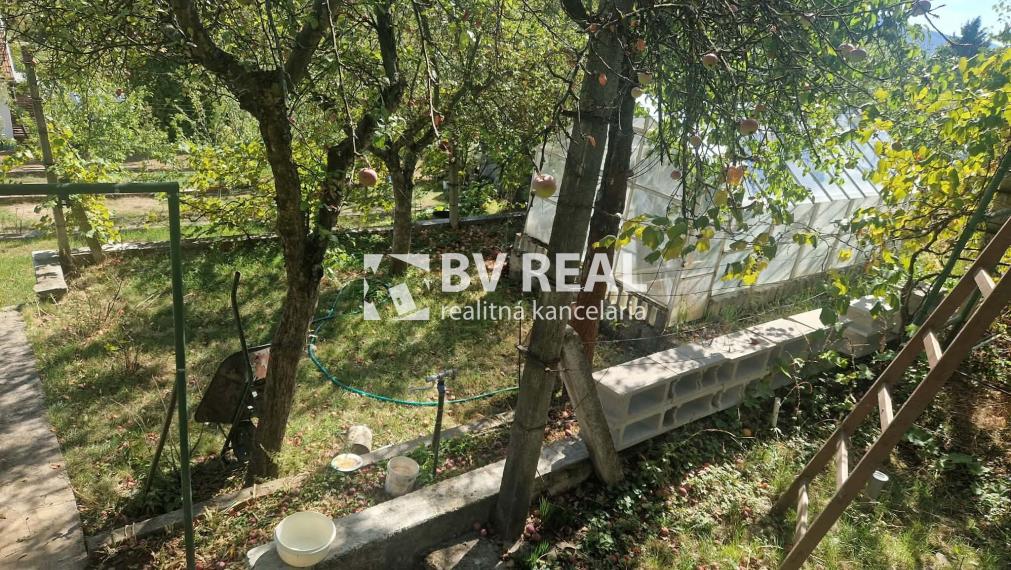 BV REAL na predaj chata so záhradou Partizánske FM2525