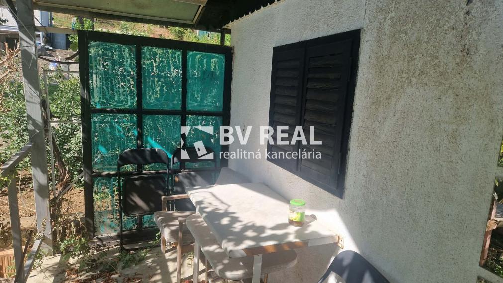 BV REAL na predaj chata so záhradou Partizánske FM2525
