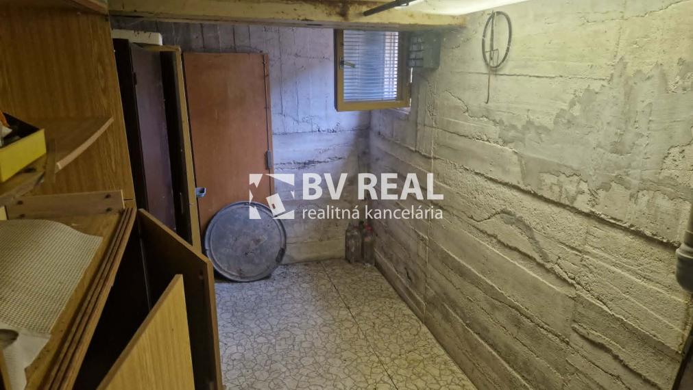 BV REAL na predaj rekreačná chata+záhrada Malé Uherce FM2526