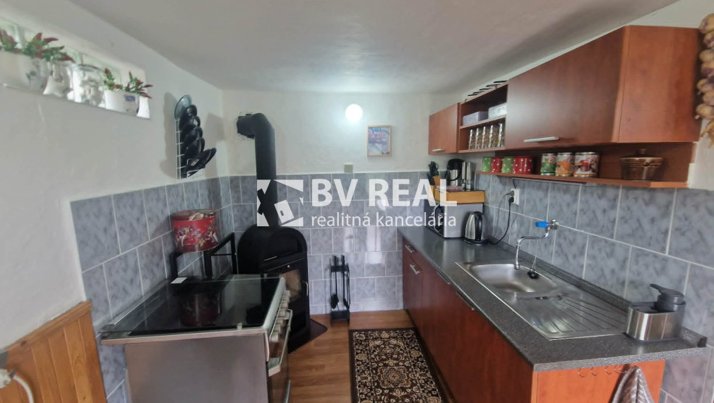 BV REAL Na predaj chata a záhrada Bartošová Lehôtka FM2534