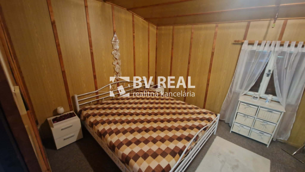 BV REAL Na predaj chata a záhrada Bartošová Lehôtka FM2534