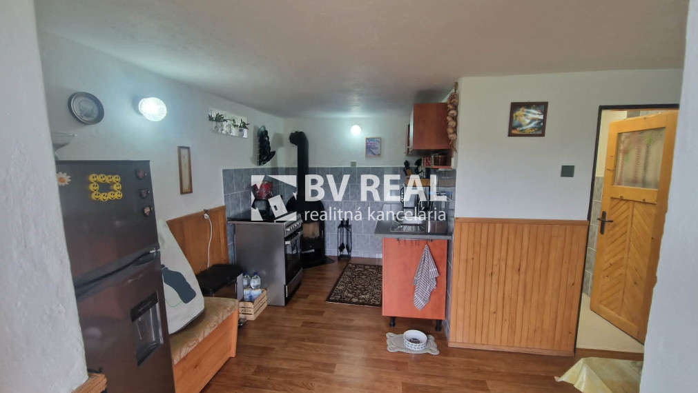BV REAL Na predaj chata a záhrada Bartošová Lehôtka FM2534
