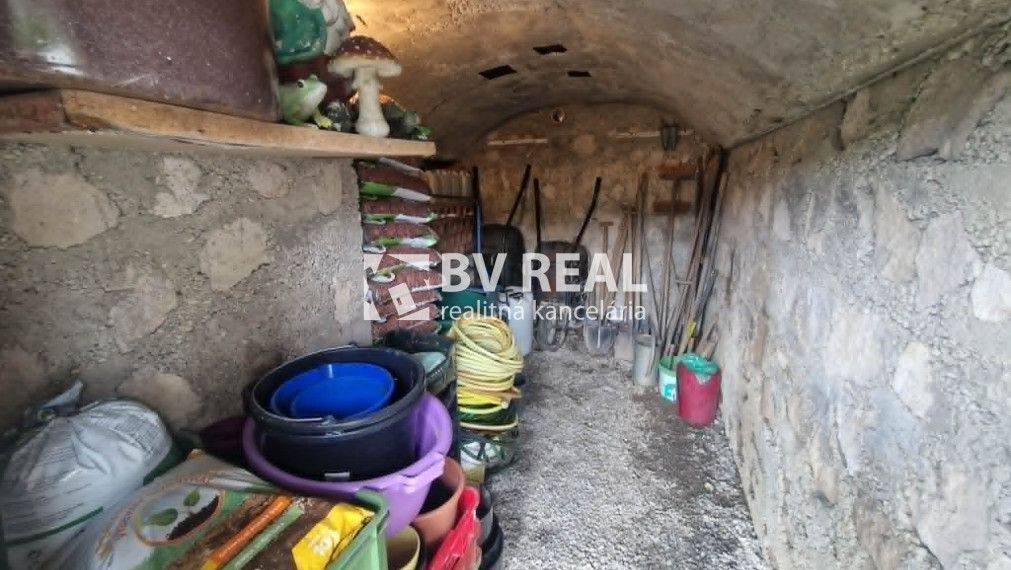 BV REAL Na predaj chata a záhrada Bartošová Lehôtka FM2534