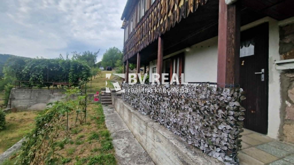 BV REAL Na predaj chata a záhrada Bartošová Lehôtka FM2534