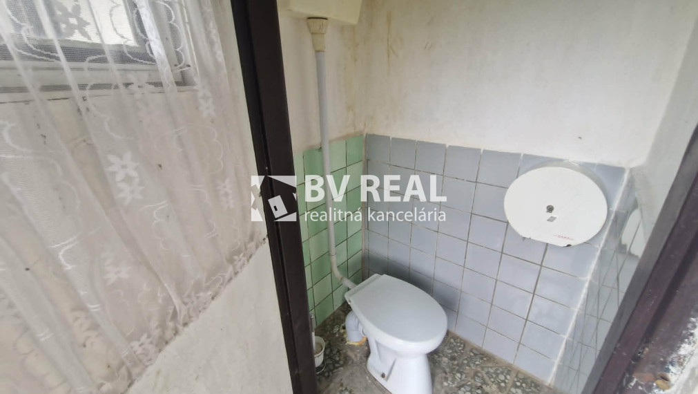 BV REAL Na predaj chata a záhrada Bartošová Lehôtka FM2534