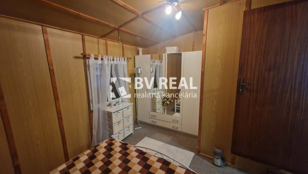 BV REAL Na predaj chata a záhrada Bartošová Lehôtka FM2534
