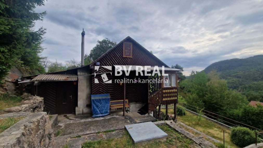 BV REAL Na predaj chata a záhrada Bartošová Lehôtka FM2534