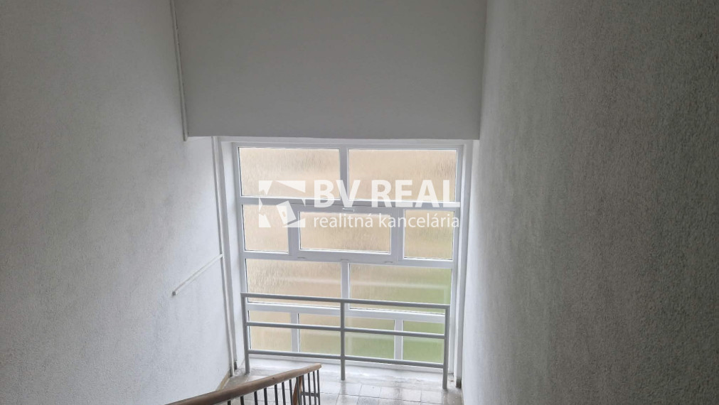 BV REAL na predaj 2 izbový byt Prievidza FM2536