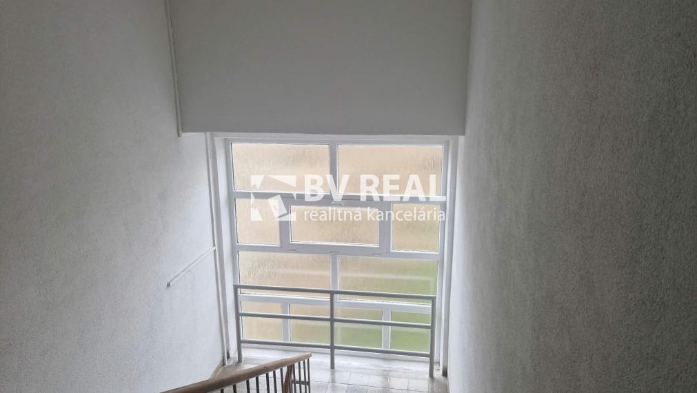 BV REAL na prenájom 2 izbový byt Prievidza FM2537